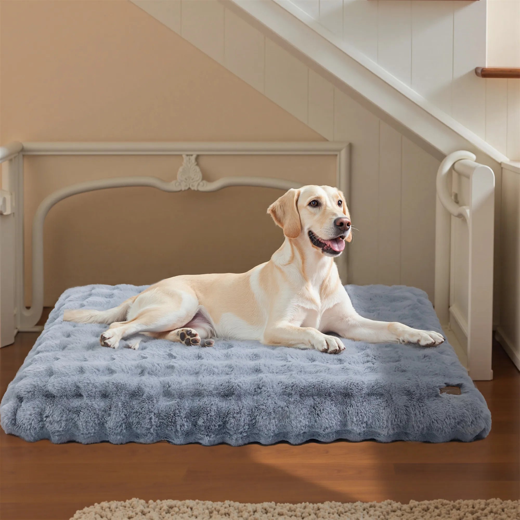 Fluffy Dog Crate Bed for Extra Large Dogs, Plush Faux Fur Crate Pad